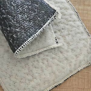 Bâche d'étanchéité en bentonite, membrane géosynthétique en argile (GCL) pour décharges, 5000G <span class=keywords><strong>5500G</strong></span> 6000G/M2 - Product Image 2