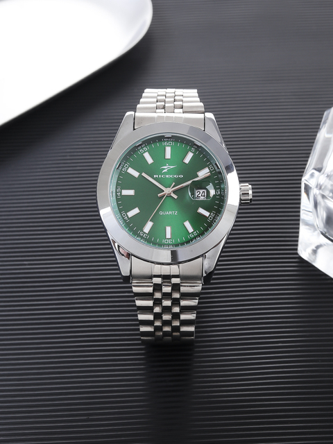 Hot Sale Fashion Sport Alloy case 20mm Width Stainless Steel Band Coin Luxury Quartz Watch for Men