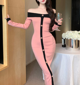 Vestito <span class=keywords><strong>monospalla</strong></span> <span class=keywords><strong>con</strong></span> Design americano Color block per donna <span class=keywords><strong>abito</strong></span> <span class=keywords><strong>lungo</strong></span> in maglia sottile <span class=keywords><strong>con</strong></span> <span class=keywords><strong>spacco</strong></span> nuovo stile autunnale per l'inverno - Product Image 1