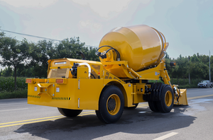 <span class=keywords><strong>Camion</strong></span> malaxeur à béton autochargeur chinois 4,0 m³ 4x4 à <span class=keywords><strong>prix</strong></span> raisonnable - Product Image 4