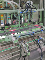Machine de remplissage automatique à quatre têtes pour eau minérale, ligne de remplissage haute efficacité pour lotion cosmétique