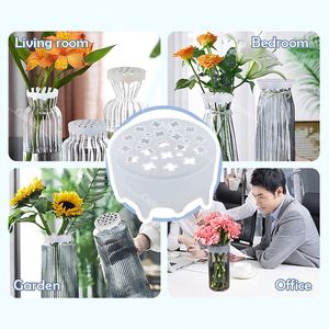 Offre Spéciale Tik Tok : Grille Florale Élastique en Silicone pour Décoration de Vases et Plantation de Jardins avec Outils Essentiels - Product Image 6