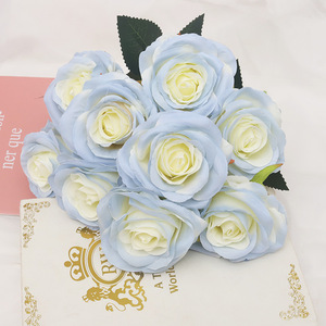 Ramo de Rosas Azules Artificiales de Seda, Alta Simulación, Decoración para Bodas y Hogar - Product Image 4