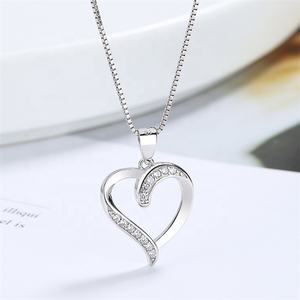 قلادة عصرية رفيعة من الزركون للنساء على شكل قلب فضي خالص قلادة بدلاية على شكل قلب لصديقته هدية عيد الحب - Product Image 2