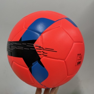 Balón de Fútbol Personalizado con Logotipo Serigrafiado, Termosellado, Tamaño Oficial para Competencia Deportiva - Product Image 6