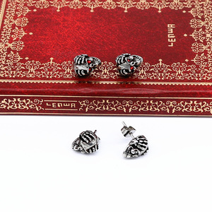 Pendientes de esqueleto yunnique, diseño de calavera con ojos rojos, de acero de titanio, estilo punk, joyería de moda - Product Image 4