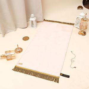Alfombra de Oración Musulmana Moderna de Tamaño Mediano para Niños y Adultos, Base Antideslizante de Espuma con Pelo Sintético Premium, Borlas Doradas, Pelo Corto, Elegante Caja de Regalo - Product Image 2