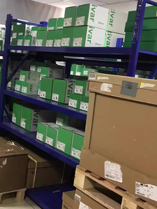 PLC Schneider TM221C40T Controller M221 40 <span class=keywords><strong>IO</strong></span> Transistor R PNP 100% Nuovo di Zecca Disponibile - Product Image 6