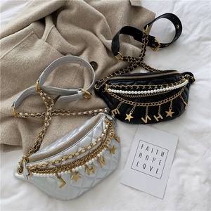 Créateur de mode Taille Réglable Ceinture <span class=keywords><strong>Sac</strong></span> À Main perle chaîne en métal décoration <span class=keywords><strong>sac</strong></span> de poitrine femmes <span class=keywords><strong>noir</strong></span> <span class=keywords><strong>sac</strong></span> <span class=keywords><strong>banane</strong></span> - Product Image 3