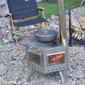 Acier inoxydable portable 360 °   Tente <span class=keywords><strong>de</strong></span> camping hexagonale avec poêle <span class=keywords><strong>à</strong></span> <span class=keywords><strong>bois</strong></span> et fenêtres en verre pour le camping hivernal et les excursions en pleine nature - Product Image 1