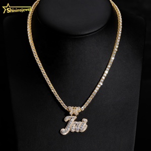 Collar con nombre personalizado de plata de ley 925 con moissanita, estilo Hip Hop, con certificación VVS GRA, colgante de letra con engaste de mariposa, que pasa la prueba de probador. - Product Image 3
