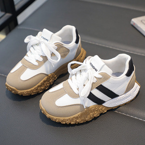 حذاء كاجوال عصري جديد للجنسين للأطفال من عمر 2-12 عامًا نعل ناعم من البولي يوريثلين مقاوم للانزلاق الأكثر مبيعًا نمط صيفي للمشي للربيع والخريف - Product Image 5