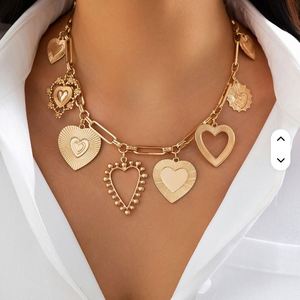 Collier de sport pour filles, bijoux de cou, pendentif d'amour, décoration esthétique, colliers à sensation métallique, accessoires de chaîne pour femmes - Product Image 1