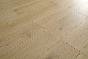 Pavimento in Legno Ingegnerizzato a Plancia Larga - Alta Durabilità, Perfetto per Soggiorno e Camera da Letto - Product Image 3