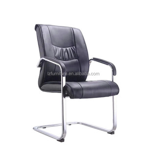 Chaises de bureau classiques et élégantes en bois, en cuir, pour juges, enseignants, avec un design sécurisé - Product Image 1
