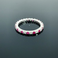 Feiner Schmuck 925 Sterling Silber Trendiger 1,8mm Rundschliff Rubin Eternity Ring Silbermaterial Rot-Rosa Farbiger Edelsteinring