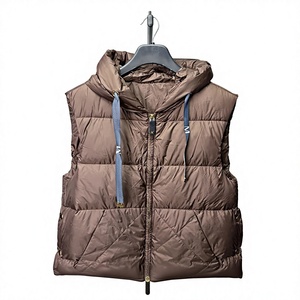 Custom Puffer Vests Wholesale Winter Warm Quilted Sleeveless <b>Jackets</b> for Men <b>Women</b> Clothing Factory - Product Image 4