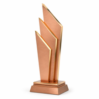Trophée en métal cannelé, colonne carrée dorée avec torsion à angle droit, trophée médaille personnalisé, cadeau de récompense