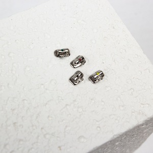Tubes buccaux orthodontiques dentaires à code couleur, type maille, pour équipements de thérapie orale adulte, certifiés CE 1475 - Product Image 1
