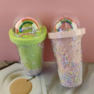 Double bouteille d'eau en plastique 16oz la plus populaire avec paille et couvercle Tasse à café isolée double tasse en plastique amusante pour enfants colorés