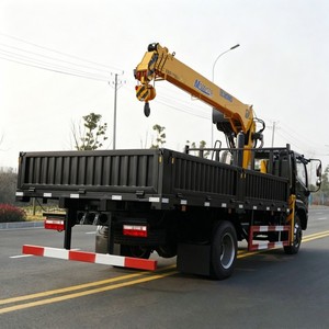 Camion grue télescopique fiable Dongfeng 4x2 5 tonnes avec flèche rigide et benne de chargement - Product Image 3
