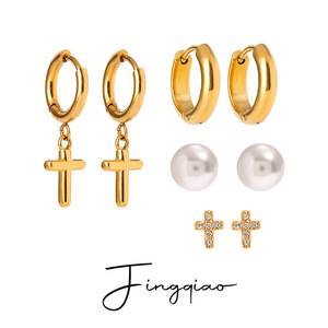 Juego de Aretes de Aro Yueli, Cruz Dorada con Perlas, Aleación de Zinc, Joyería de Moda - Product Image 1