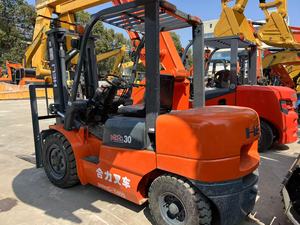 Se venden montacargas usados Heli CPCD 30 de marca china, de 3 toneladas, con motor Isuzu, y montacargas pequeños Heli CPCD30 de segunda mano. - Product Image 6