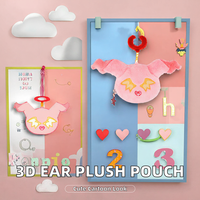 Pochette suspendue en PVC peluche 3D personnalisée en forme de dessin animé avec fermeture éclair, sac à fermeture éclair personnalisé avec figurine d'anime, petits accessoires quotidiens sur mesure