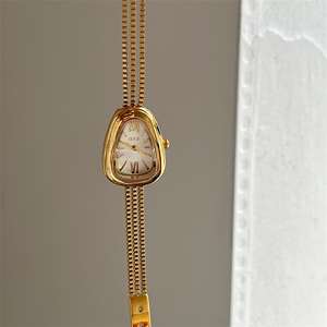 Orologio da Polso con Bracciale a Testa di Serpente in Stile Retrò per Donne, Design Vintage di Alta Gamma, di Nicchia, Lusso Leggero e alla Moda - Product Image 4