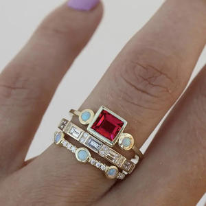 Anello Geometrico H440 con Zaffiro, Oro Massiccio 18K, Taglio Baguette, Incastonatura a Canale, Anelli con Gemme per Fidanzamento Femminile - Product Image 2