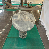 Nouveau design de mobilier de salle à manger personnalisé Table à manger ovale ronde en pierre naturelle et marbre bleu Calacatta de luxe avec 2 pieds