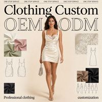 Robe mini élégante en satin blanc avec dentelle, bustier froncé, col bénitier et bretelles spaghetti pour soirées et clubs