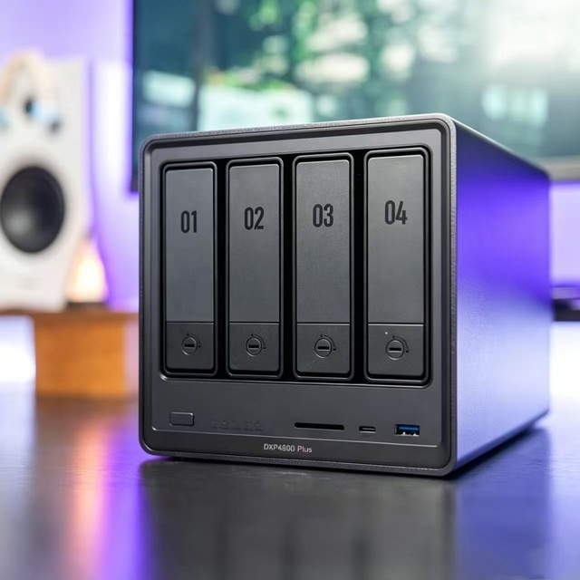 Custom 4-Bay NAS Device Enclosure for UGREEN Private Cloud, Cooling Extruded Housing