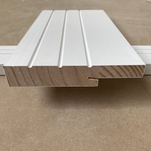Jamba de puerta interior de pino radiata con uniones a punta, imprimada en blanco - Product Image 3