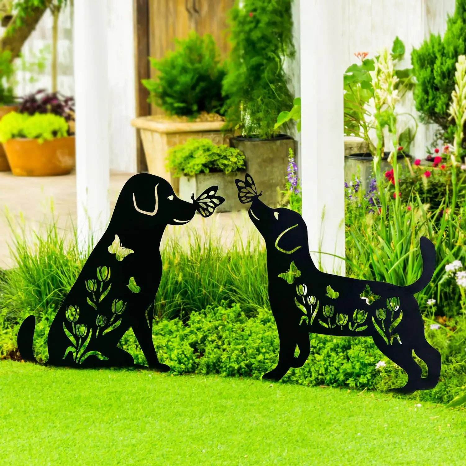 Estacas decorativas de metal para jardim de cães, presentes para amantes de cães, estatuetas de cachorros para decoração de gramado ao ar livre, arte de quintal