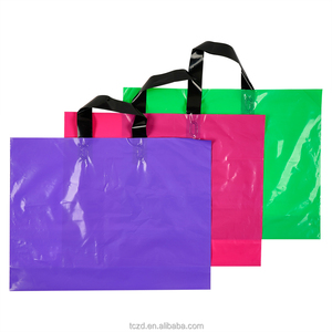 Bolso de mano de plástico duradero con logotipo personalizado Bolsas de compras con asa impermeable para zapatos Tiendas minoristas de pequeñas empresas - Product Image 3