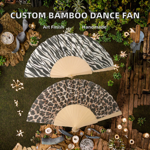 Abanico Plegable de Bambú Personalizado Promocional de 23 cm, Artesanía de Madera Pintada para Halloween - Product Image 2