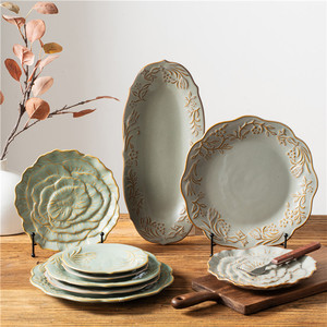 Bán buôn Oriental retro hoa dập nổi hình dạng vòng hình bầu dục sứ bữa ăn tối món ăn tấm gốm đặt cho nhà hàng khách sạn nhà - Product Image 1