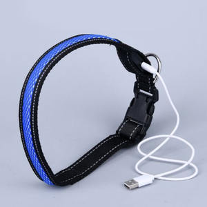 Luces LED Collares para perros y mascotas Poliéster ajustable que brilla en la noche Mascota Perro Gato Cachorro Seguro <span class=keywords><strong>Collar</strong></span> intermitente luminoso Suministros para mascotas - Product Image 4