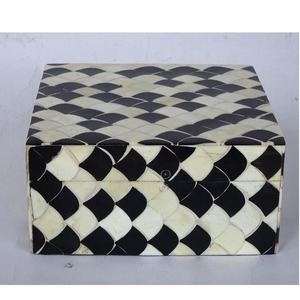 Indian Exporter Handmade Bone Inlay Decorative Storage Box with Floral Design Luxury Home Decor and Jewelry Organizer For Sale - Product Image 3
