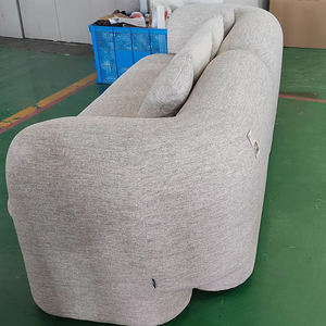 Divano Modulare di Lusso a 3 Posti in Tessuto, Design Nordico per Soggiorno e Villa, Pronto per la Spedizione - Product Image 6