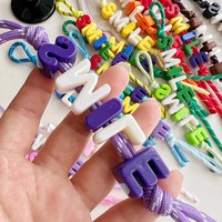 Cordón de Paracord Personalizado con Cuentas de Letras Acrílicas DIY, Colgante Kawaii para Decoración de Bolsos, Teléfonos y Mochilas