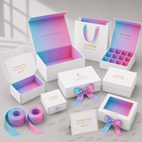 Boîte d'expédition en papier personnalisée OEM ODM, carton d'expédition ondulé durable avec logo pour l'emballage de cosmétiques et de produits promotionnels pour petites entreprises