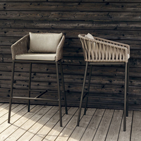 3 PCS Table de pub haute avec 2 chaises rembourrées, table de bar et chaises d'extérieur en métal pour balcon, jardin, meubles de patio