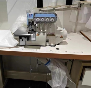 Máquina de Coser Industrial <span class=keywords><strong>Overlock</strong></span> de <span class=keywords><strong>4</strong></span> <span class=keywords><strong>Hilos</strong></span> Pegasus M952-52 Nueva a Buen Precio - Product Image 3