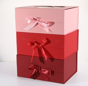 Boîte cadeau nouveau design Boîte cadeau pliante en papier avec fenêtre transparente Boîte d'emballage cadeau <span class=keywords><strong>de</strong></span> décoration recyclée portable avec ruban - Product Image 3