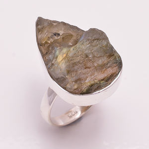 ผู้จัดจำหน่ายแหวนพลอยเงินสเตอร์ลิง925เครื่องประดับเงินอัญมณีมรกตธรรมชาติผู้ผลิตเครื่องประดับเงินทำมือ - Product Image 5