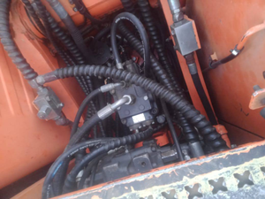 Excavatrices sur pneus Doosan DX140W DX140 d'occasion 14 tonnes 15 tonnes Excavatrices d'occasion Doosan DH60 80 140 150 220 225 300 420 Prix bas à vendre - Product Image 3