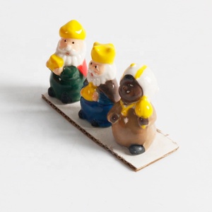 Adorable gâteau de Noël TrinketsThree King avec boîte 3.5cm Figurine en porcelaine pour <span class=keywords><strong>Epiphanie</strong></span> - Product Image 2