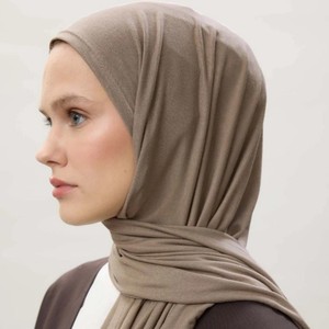 Hijab de Jersey de algodón ligero 2025, artículo de venta de otoño con costuras de alta calidad Popular y cómodo para musulmanes - Product Image 1